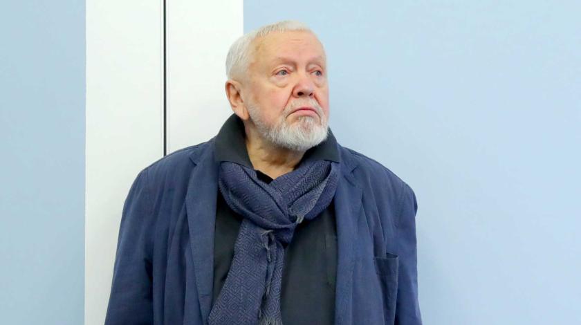 Известный режиссер попал в реанимацию Известный режиссер попал в реанимацию
