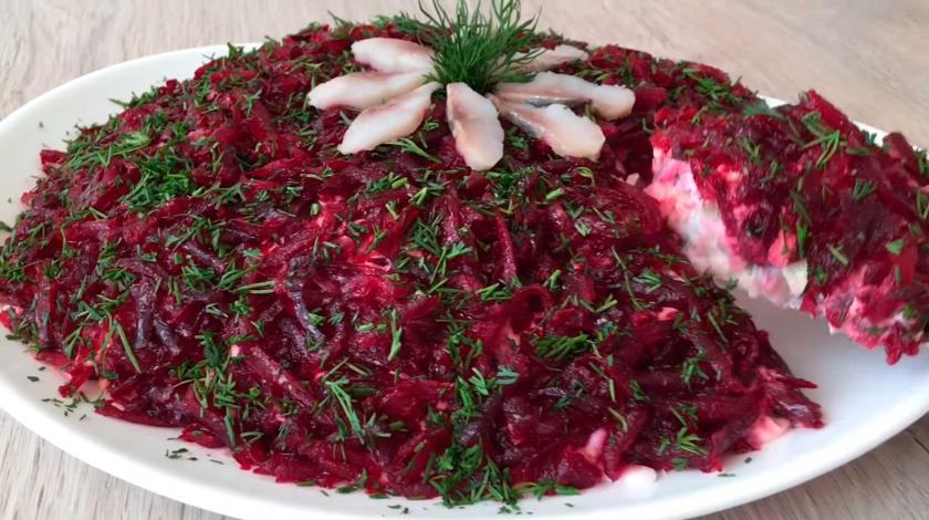 Вкуснее "Селедки под шубой": у знаменитого салата появился конкурент Вкуснее "Селедки под шубой": у знаменитого салата появился конкурент