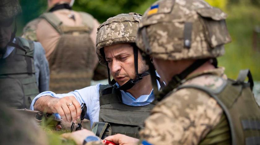Зеленский в бронежилете разочаровал украинцев Зеленский в бронежилете разочаровал украинцев