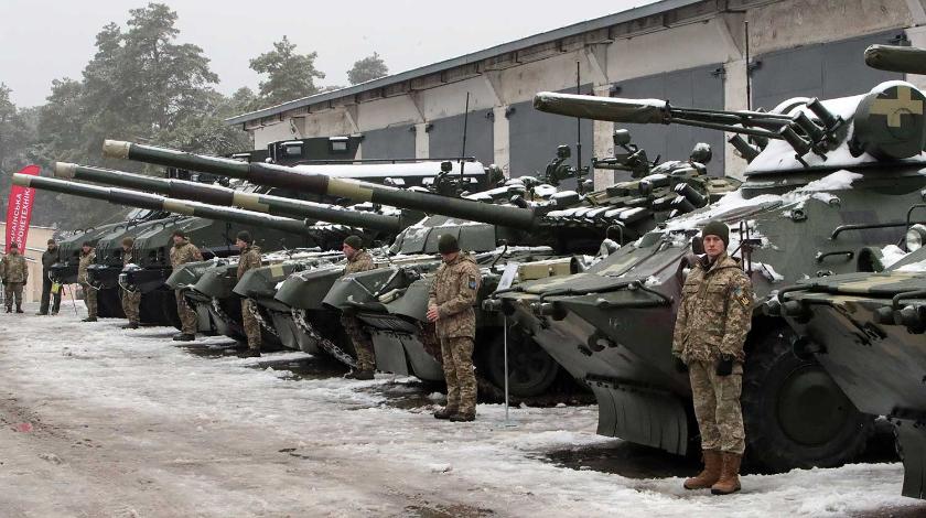 Украина просит Запад помочь с реформой ее армии