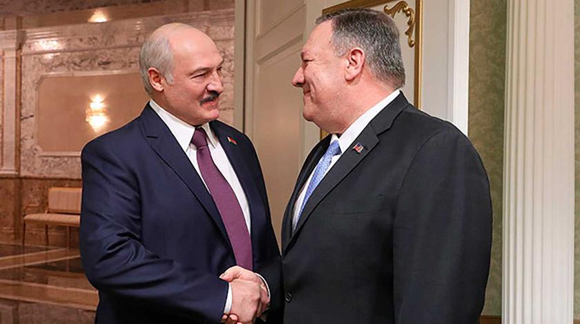 "Визит врага": Лукашенко использует Помпео для шантажа Москвы