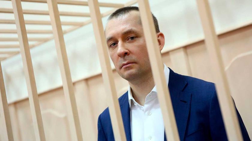Захарченко изолировали после драки Захарченко изолировали после драки
