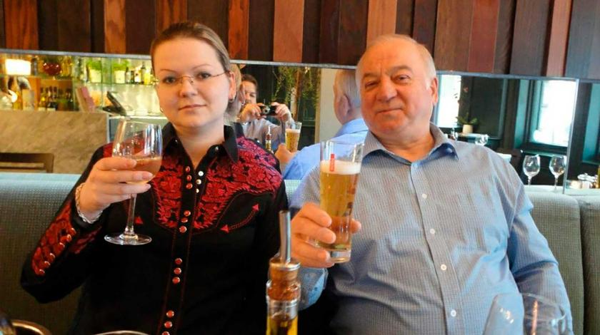 "Нежатся на пляжах Мексики": стало известно о роскошной жизни Скрипалей "Нежатся на пляжах Мексики": стало известно о роскошной жизни Скрипалей