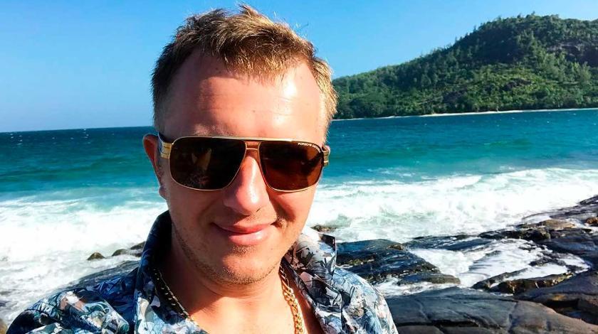 "Слезы не могу остановить": участник "Дома-2" заговорил о страшной трагедии "Слезы не могу остановить": участник "Дома-2" заговорил о страшной трагедии