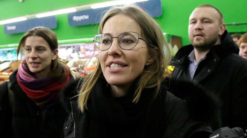 "Это то же самое": Ургант сравнил Собчак с коронавирусом "Это то же самое": Ургант сравнил Собчак с коронавирусом