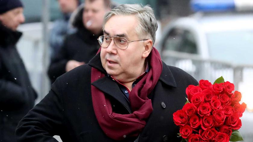 "Он совершил ошибку": раскрылись детали загадочной смерти Собчака "Он совершил ошибку": раскрылись детали загадочной смерти Собчака