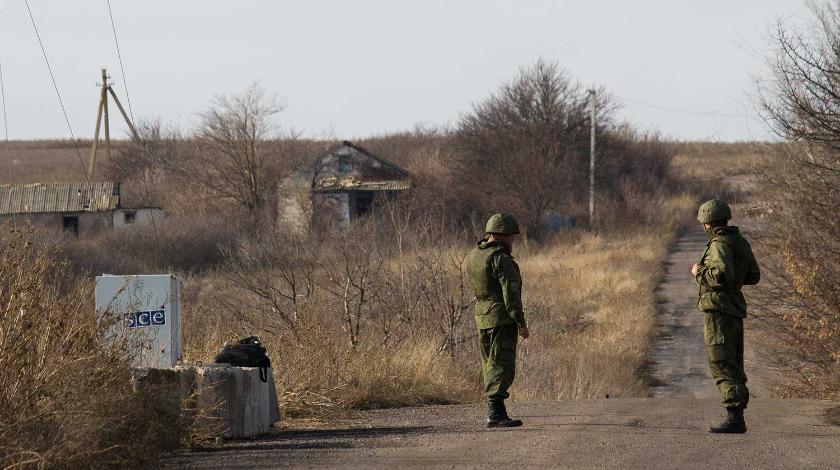 Киев насчитал десятки тысяч российский военных в Донбассе Киев насчитал десятки тысяч российский военных в Донбассе