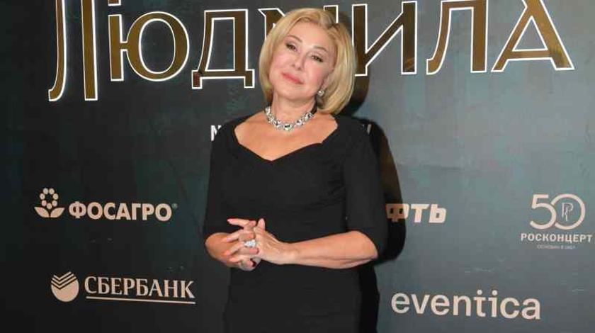 "В ней мертво все": Успенская публично сцепилась с Собчак "В ней мертво все": Успенская публично сцепилась с Собчак