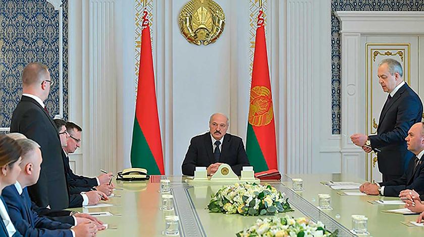 Лукашенко нашел лекарство от китайского коронавируса Лукашенко нашел лекарство от китайского коронавируса