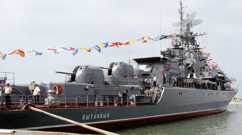 Россия проследит за кораблями НАТО в Черном море Россия проследит за кораблями НАТО в Черном море