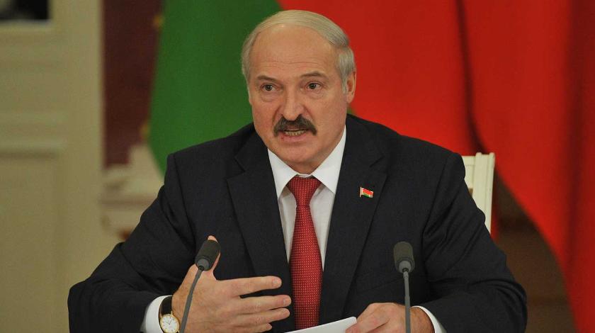 Лукашенко собрался на Парад Победы в "психованную" Москву