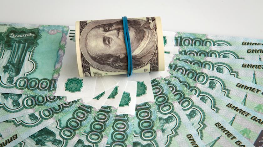 Доллар за 120 рублей: эксперты о курсе валюты после майских праздников