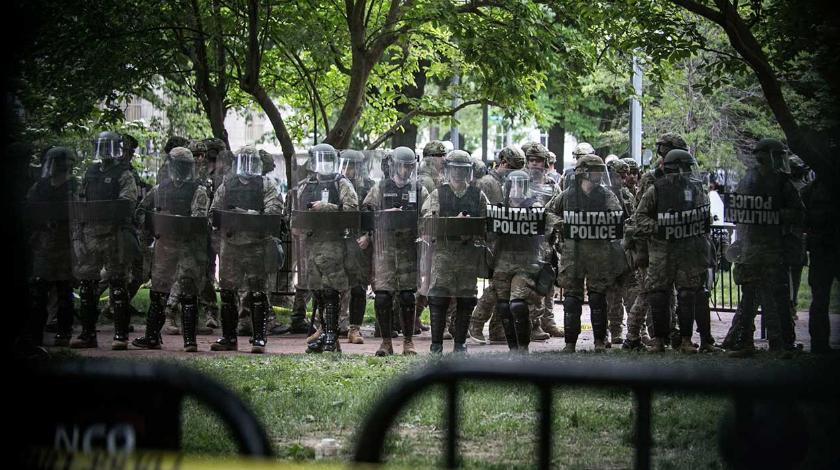 Американцам мерещится российский ОМОН на улицах городов в США