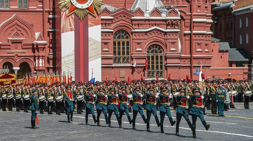 На Параде Победы в Москве солдат устроил дебош