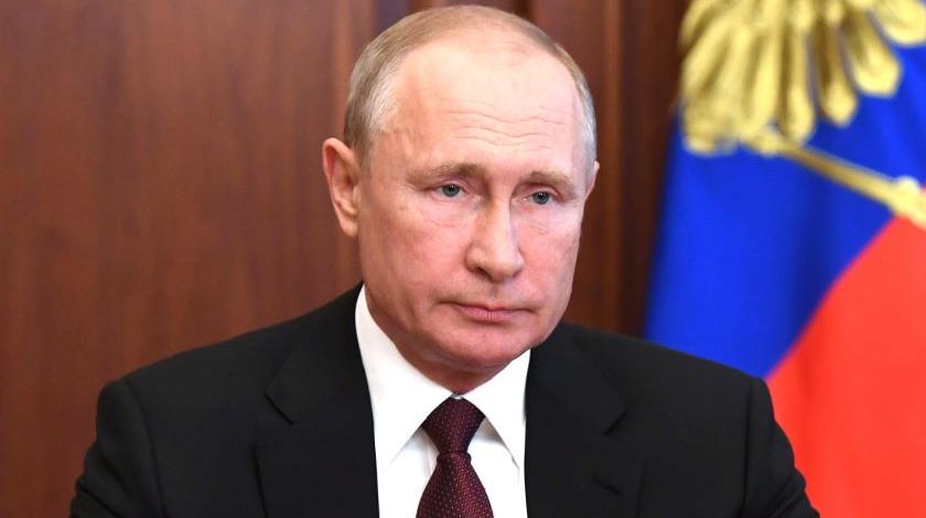 Киев забился в истерике из-за поездки Путина в Крым
