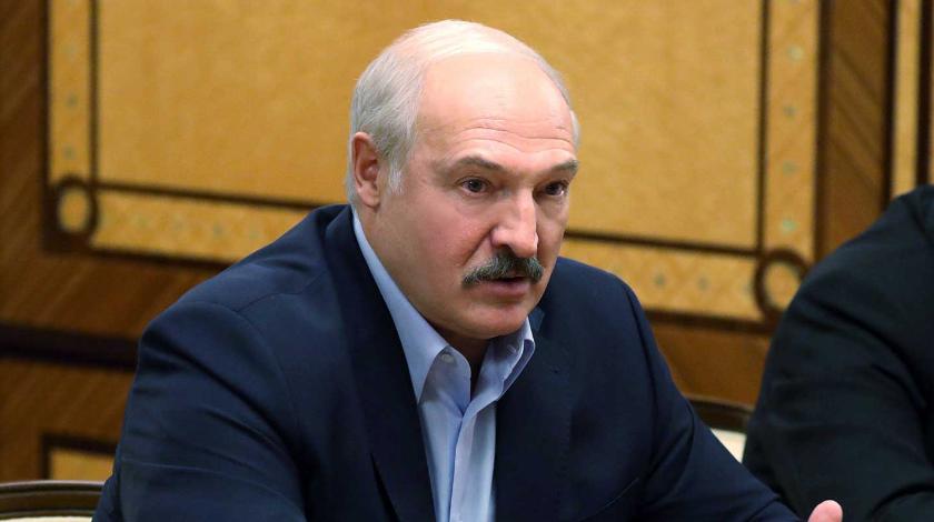 "Всякое может быть": Лукашенко не исключил возможность привлечения военных для разгона протестов