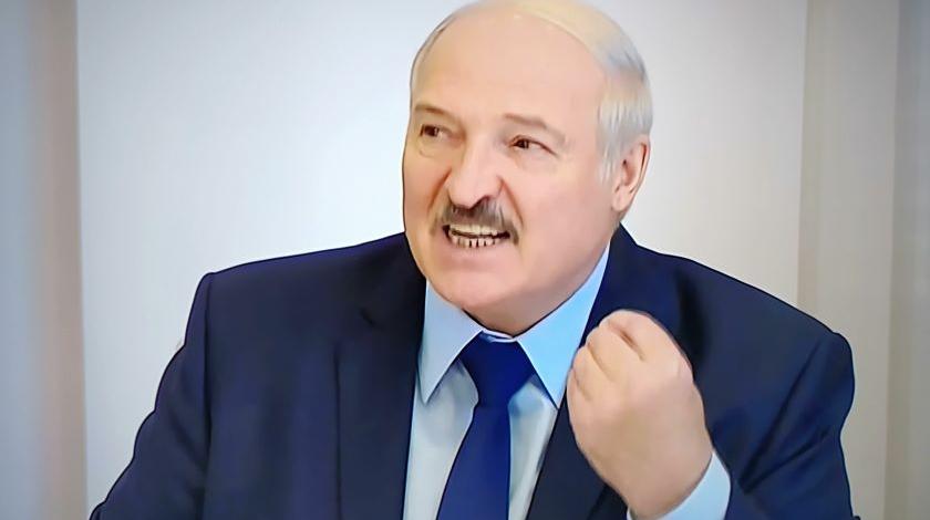 Эксперт: Запад планирует сменить власть в Белоруссии дипломатическим путем