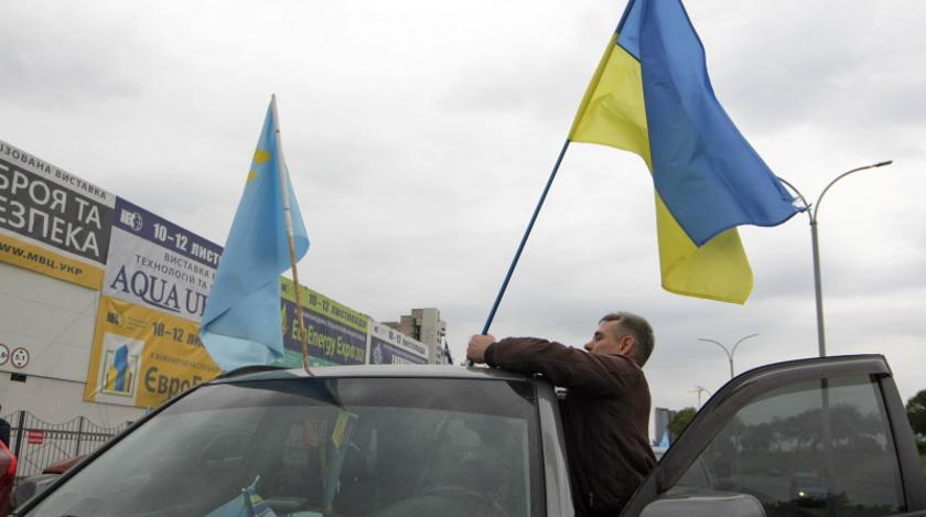 В Крыму высмеяли запуск украинского флага в сторону полуострова