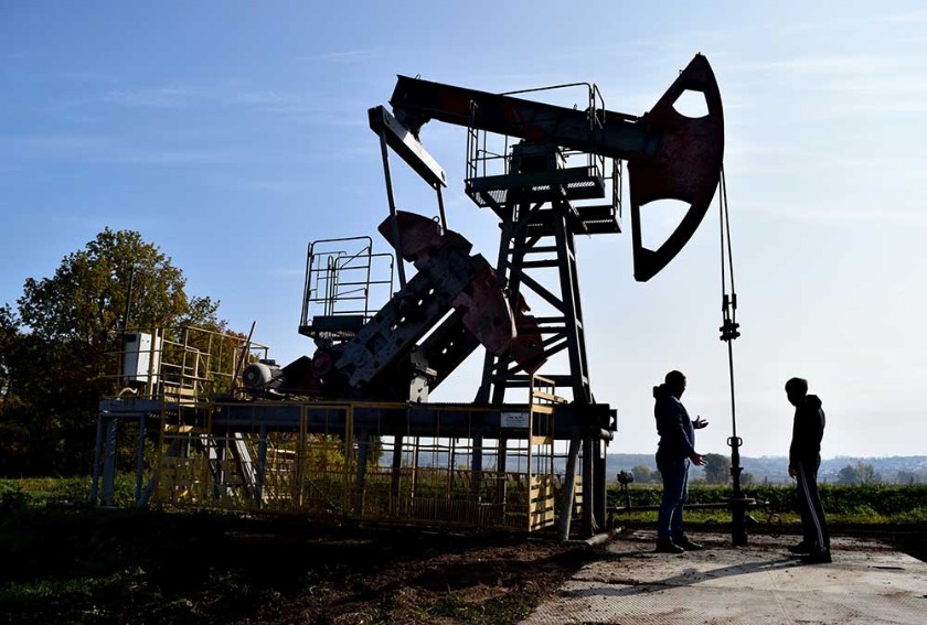 Нефть и газ становятся проклятьем России