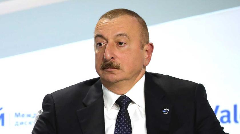 Алиев прошелся ногами по армянскому символу