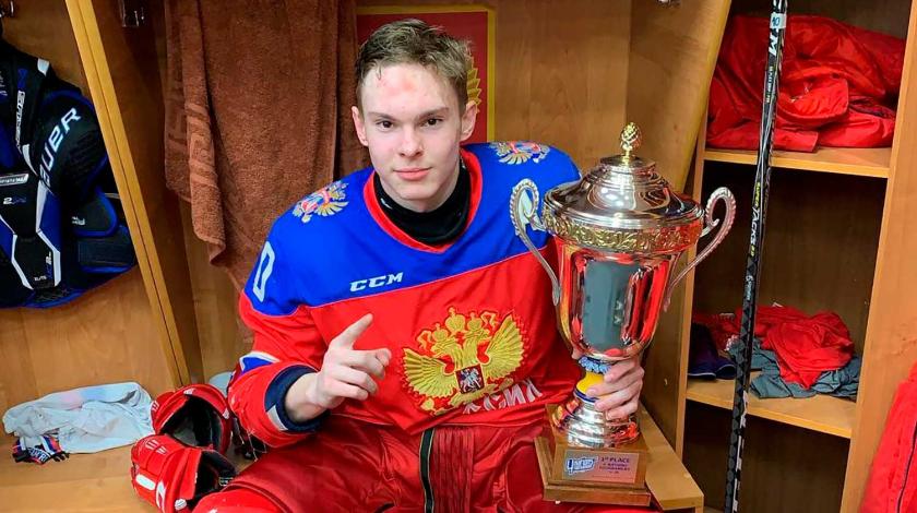 Хоккеиста Мирошниченко удивил запрет на въезд в США