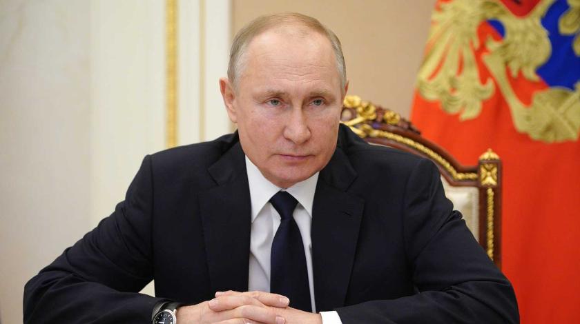 "Не надо лукавить": эксперты оценили статью Путина про Украину
