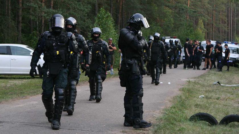Армия на границе: в Литве подумывают ввести ЧП из-за мигрантов