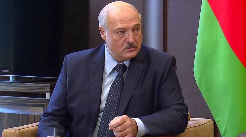 Лукашенко получит от России новую партию оружия