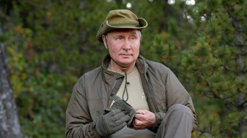 "Сделал Байдена идиотом": британцы пришли в восторг от отдыха Путина в Сибири