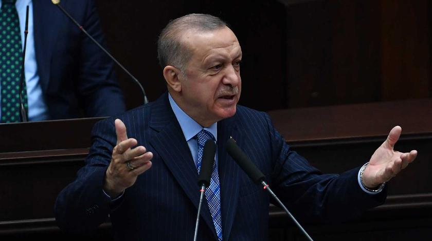 Новая тактика Турции: Эрдоган мечется между Путиным и Байденом