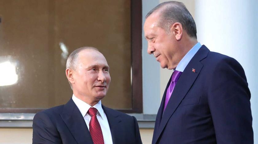 СМИ: Путин выдвинул ультиматум Эрдогану перед турецкой атакой в Сирии