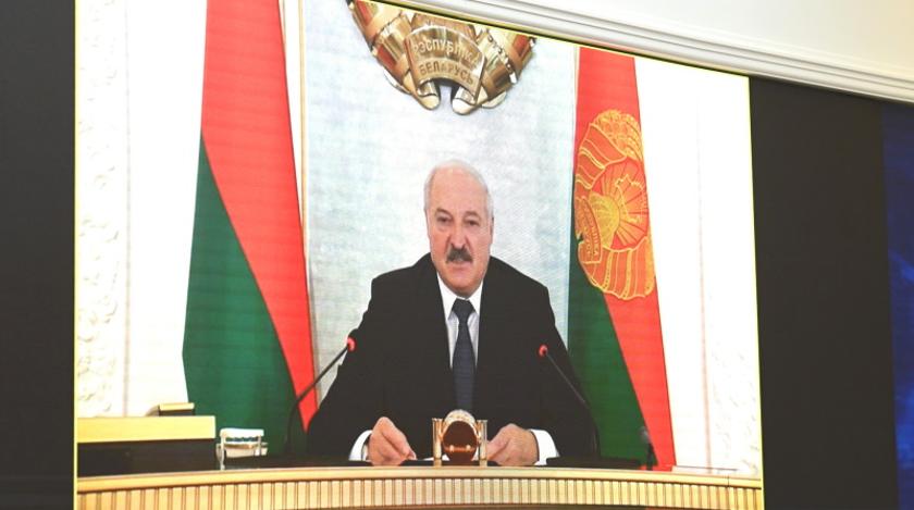 Политолог предупредил Путина о предательстве Лукашенко после заявлений о Крыме