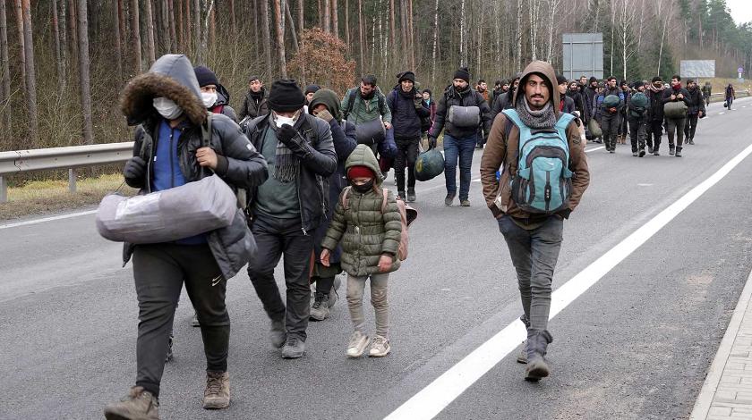 Вместо Белоруссии: Польша решила обсуждать миграционный кризис с Россией