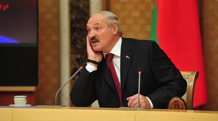 Москва прибегла к плану Б: Лукашенко потерпел крах в ситуации с мигрантами