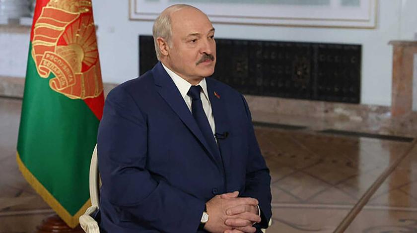 Украинские военные сами попросили россиян защитить Крым в 2014 году - Лукашенко