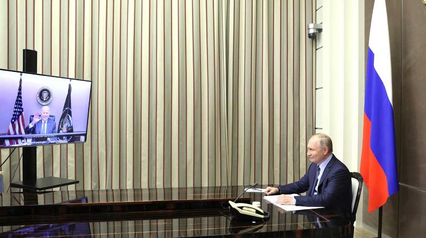 Байден случайно оконфузился на переговорах с Путиным - СМИ