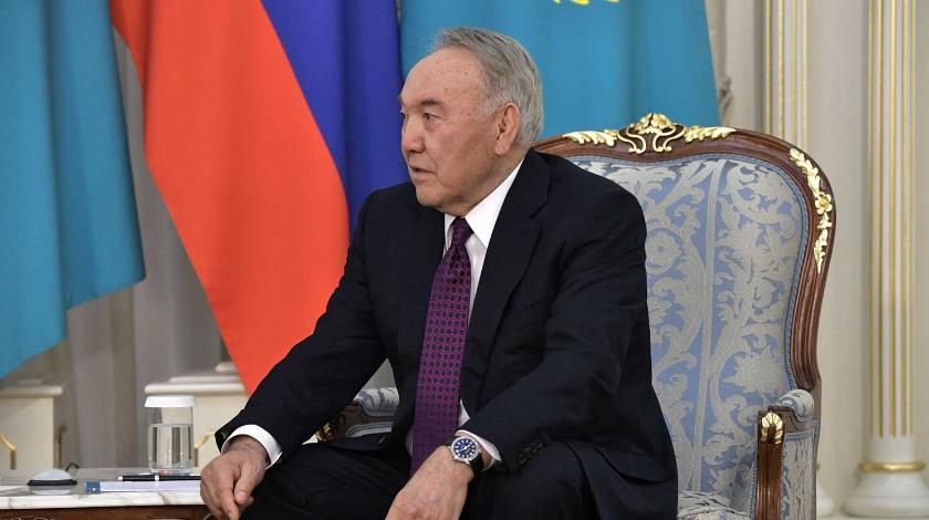 В Казахстане рассекретили дворцы Назарбаева и его родни - видео