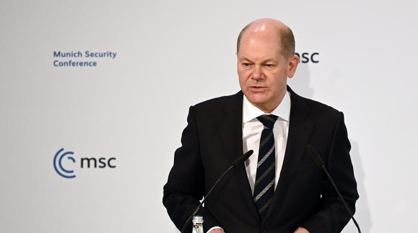 "Покаяться дядя не хочет?": в России размазали высмеявшего геноцид в Донбассе канцлера ФРГ