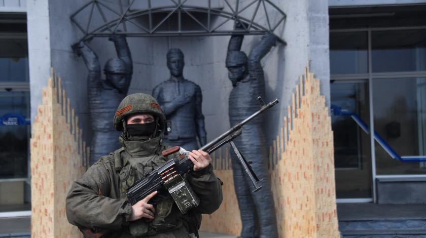 Почему Запад требует силового решения кризиса на Украине - ответ эксперта