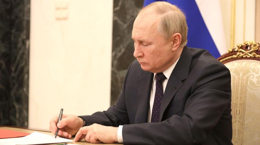 Путин сообщил о задержках Западом платежей за газ