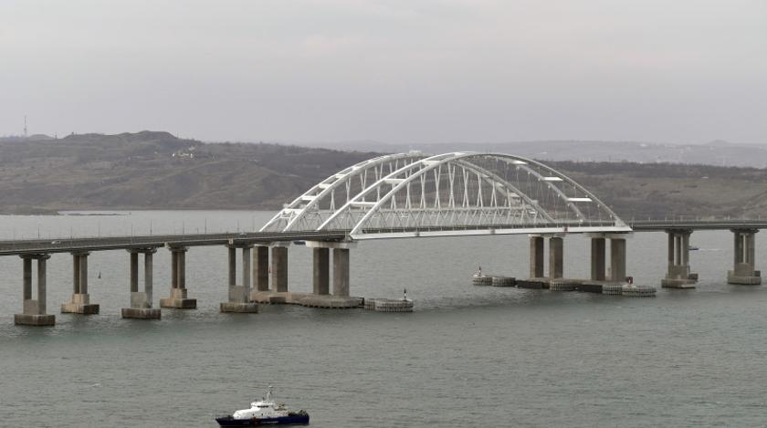 "Посмотрел хотя бы на карту": генерала ВСУ опозорили после угроз ударить по Крымскому мосту