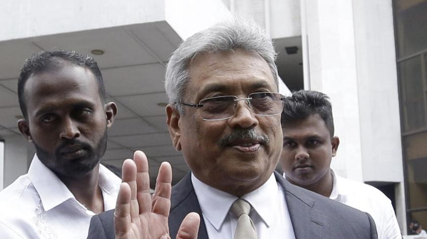 Президент Шри-Ланки сбежал из страны во время протестов