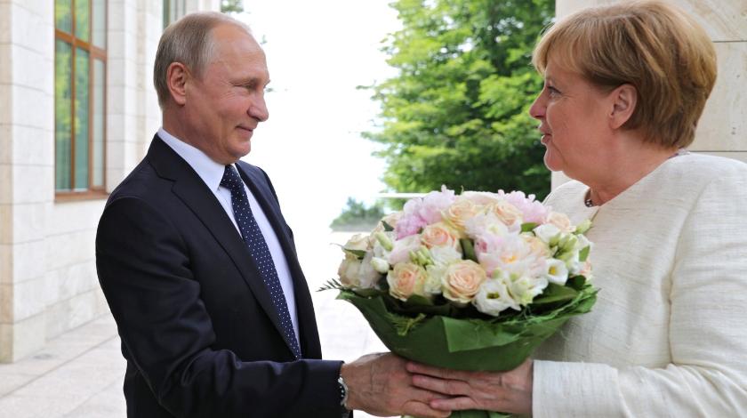 Ударить по Меркель, целясь в Путина: зачем Ходорковский спонсировал британское кино