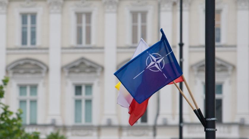 Что случилось бы с Россией после вступления в НАТО: эксперт озвучил последствия