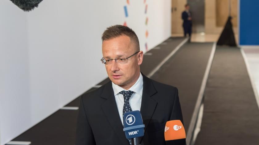 Глава МИД Венгрии рассказал о разочаровании после встречи с Лавровым