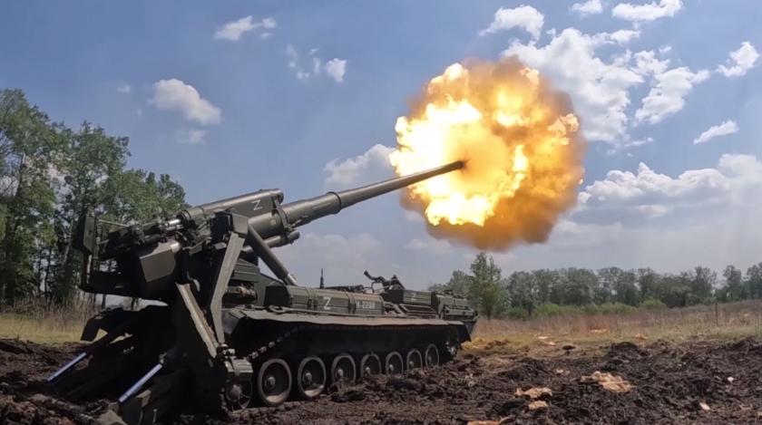 Российская суперпушка 2С7М уничтожила на Украине супергаубицу США М777 