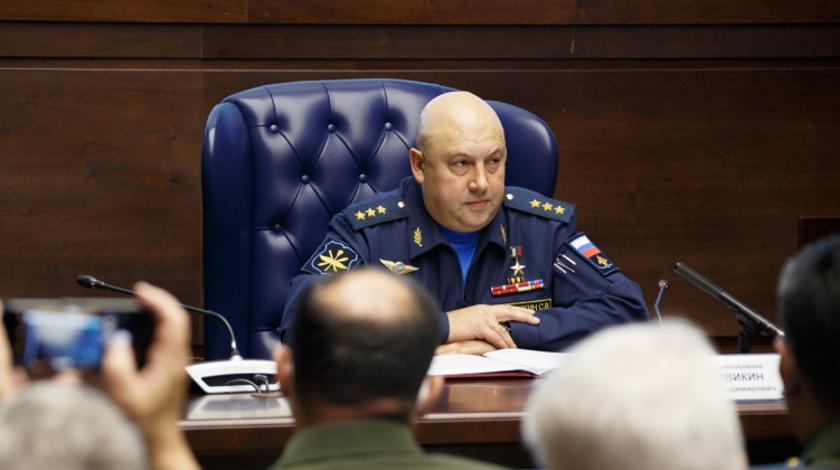 План Суровикина по Донбассу привел в восторг американских военных