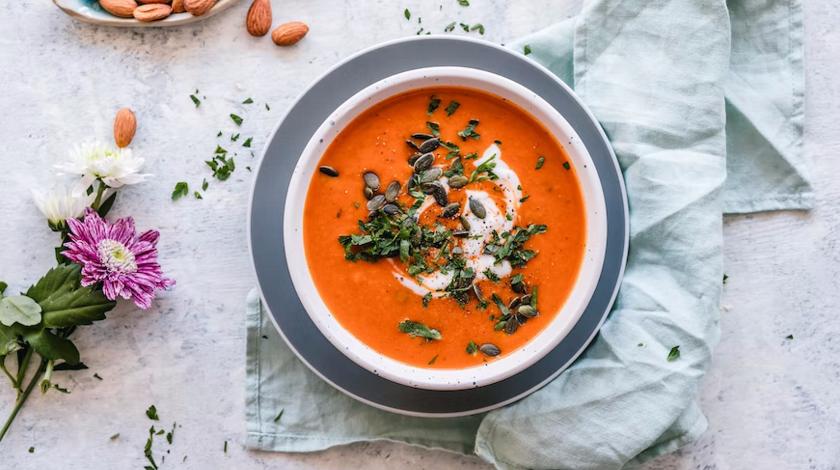 Хорошее средство от похмелья: рецепт чечевичного супа с томатами