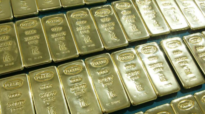 Россия начала экстренно пополнять свои запасы золота
