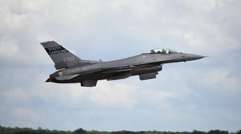 Politico: Пентагон готов передать Украине F-16